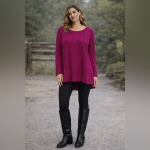 Eileen Fisher 100% Organic Linen Magenta Long Sleeve Lightweight Sweater. NWOT